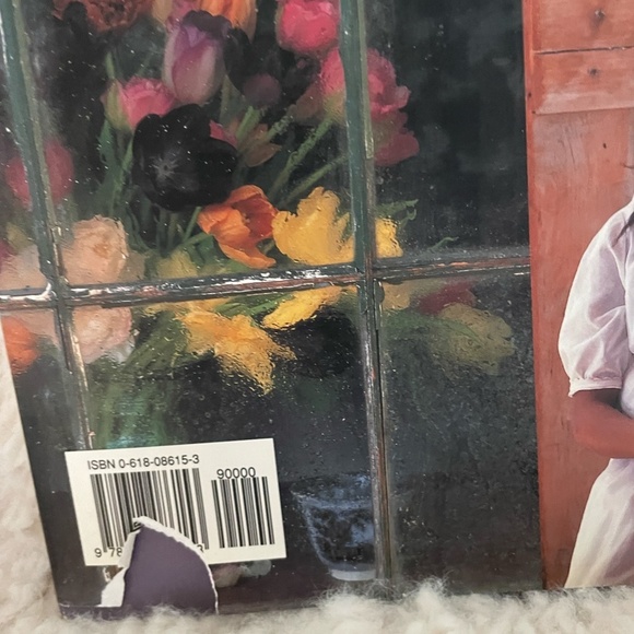 A TIME TO BLOSSOM MOTHERS, DAUGHTERS, AND FLOWERS HARDBACK BOOK - Picture 4 of 10